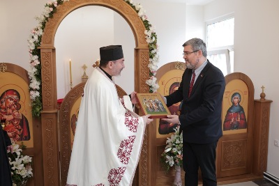 ПОСЕТА МИНИСТРА СТАРОВИЋА ПАРАКЛИСУ БЛАЖЕНЕ КСЕНИЈЕ У ЈАГОДИНИ