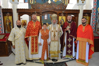 СВЕТА АРХИЈЕРЕЈСКА ЛИТУРГИЈА У ХРАМУ СВЕТОГ ЦАРА ЛАЗАРА У БЕЛОШЕВЦУ