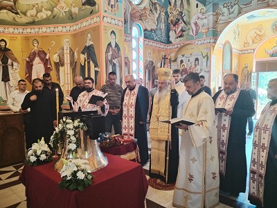 ОСВЕЋЕЊЕ НОВОГ ЗВОНА У ХРАМУ ВАЗНЕСЕЊА ГОСПОДЊЕГ У РУДОВЦИМА
