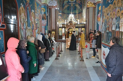 СВЕТА АРХИЈЕРЕЈСКА ЛИТУРГИЈА У ХРАМУ СВЕТОГА САВЕ У КРАГУЈЕВАЧКОМ НАСЕЉУ АЕРОДРОМ