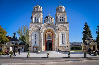 СВЕТА ЛИТУРГИЈА У ХРАМУ СВЕТЕ ПЕТКЕ У СМЕДЕРЕВСКОЈ ПАЛАНЦИ